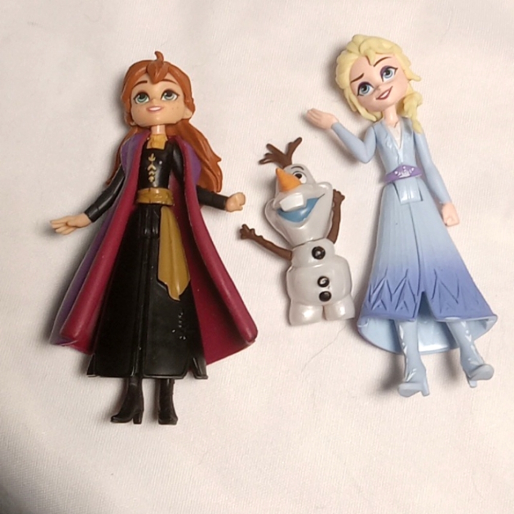 Frozen II mini toy figures